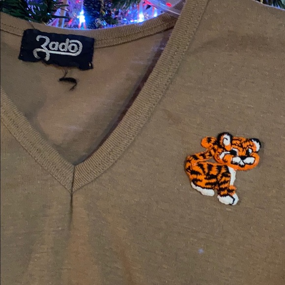 Adorable Embroidered Tiger Cap Sleeve T-Shirt